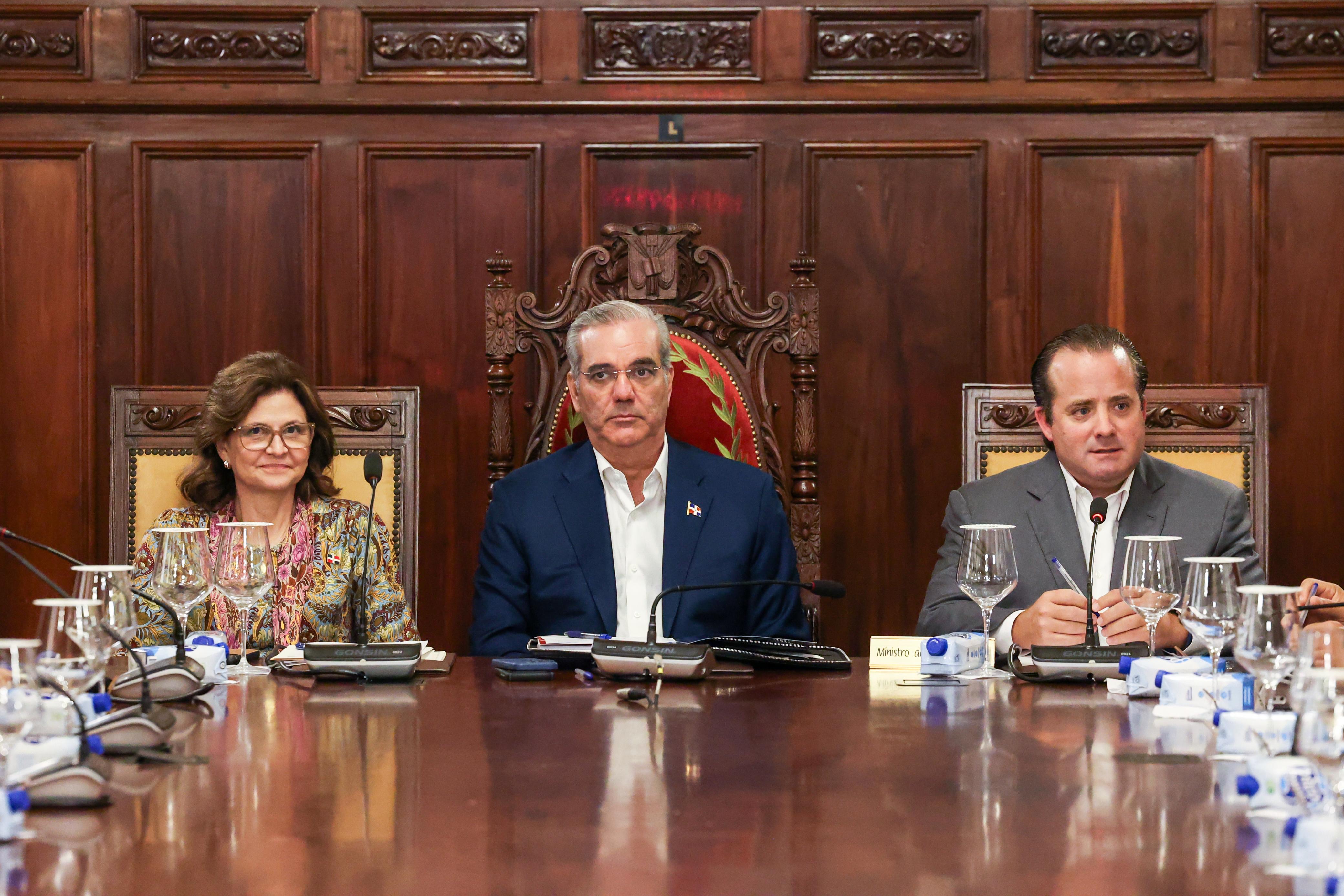 Gobierno aprueba proyecto de Presupuesto General del Estado 2027 por RD$2.03 billones