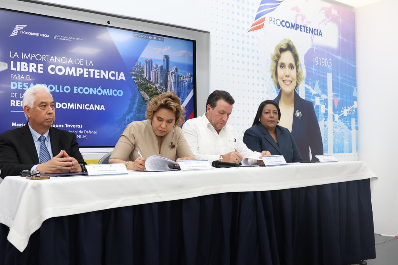 UNICARIBE y ProCompetencia buscan fortalecer cultura de libre competencia en la RD