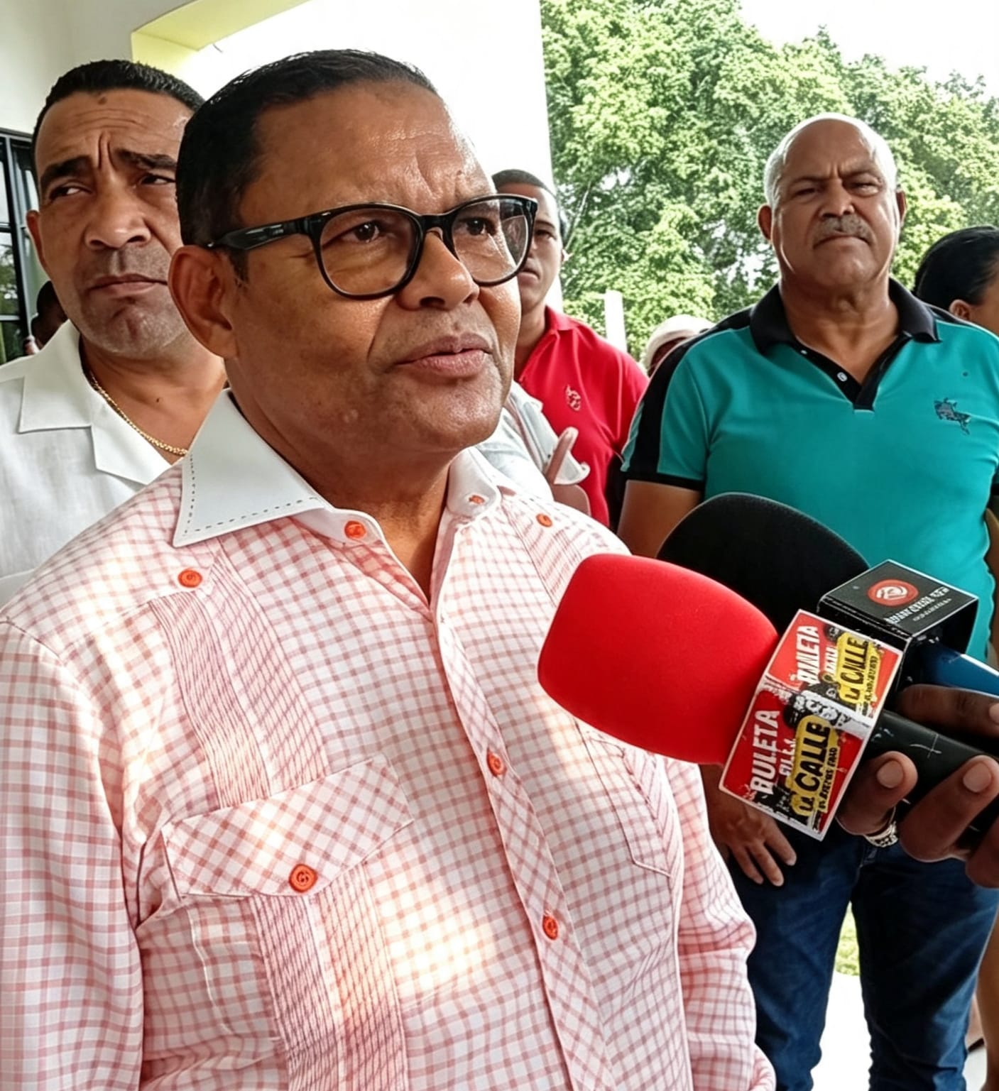Arsenio Quevedo lleva apoyo educativo a miles de estudiantes de Elías Piña