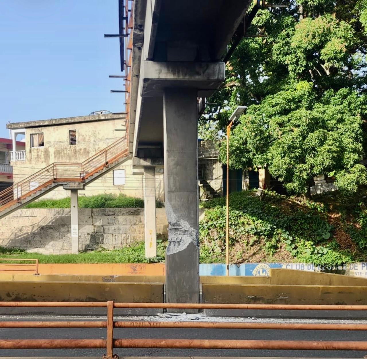 MOPC anuncia interrupción parcial del tránsito en Piedra Blanca por trabajos en puente peatonal
